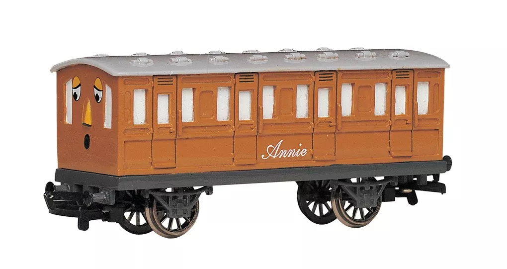 Bachmann 76044 HO Scale Thomas and Friends Annie Passenger Coach