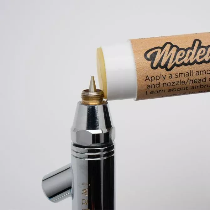Iwata: Medea Thread Sealer