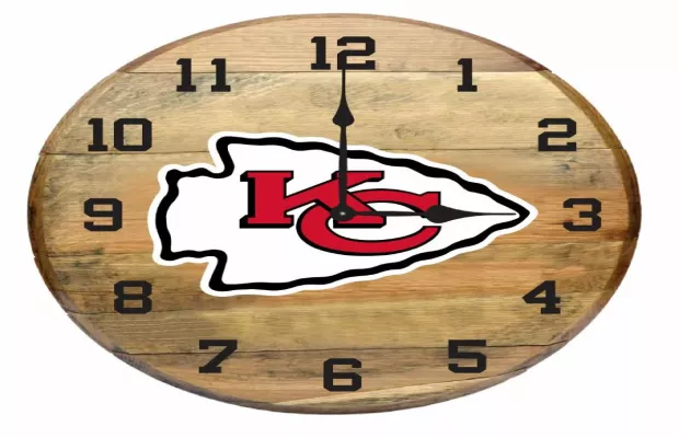 Kansas City Chiefs Oak Barrel Clock For Sale – Game Room Gorilla