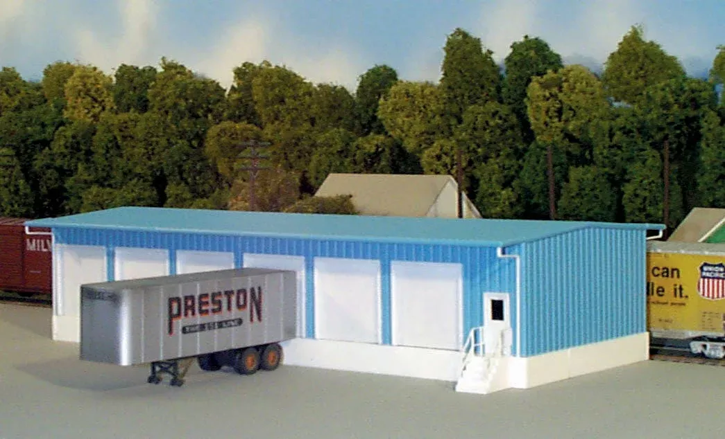 Pikestuff 541-5001 HO Scale KB Motor Freight Terminal Kit