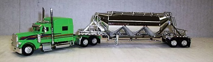 Trucks n Stuff SPEC011 Green/Black/Purple 389 Peterbuilt with Chrome Pneumatic Bulk Trailer