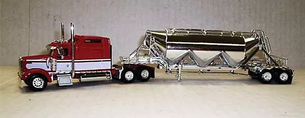 Trucks n Stuff SPEC027 Red/White Kenworth W900L SLeeper Cab with Chrome Pneumatic Bulk Trailer