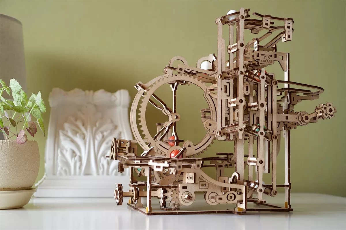 UGears UTG0087 Marble Run Stepped Hoist