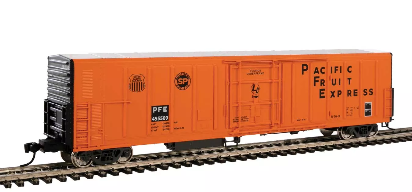 Walthers Mainline 910-3962 HO Scale 57' Mechanical Reefer Pacific Fruit Express PFE 455620