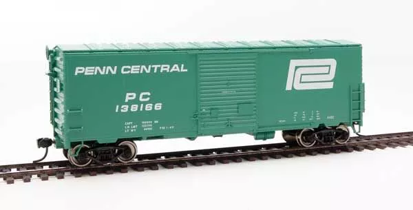 Walthers Mainline 910-45014 HO Scale 40' Modernized ACF Boxcar Penn Central PC 138166